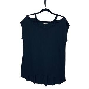 LA made Capped Sleeve Cold Shoulder High Low Tee Black Size Medium